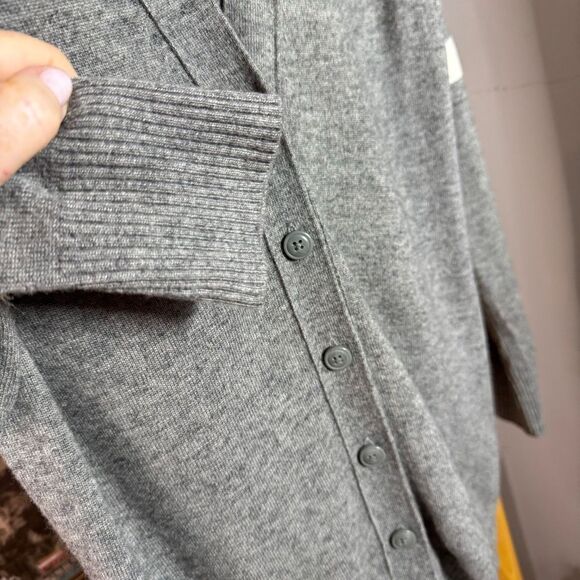 J  crew cardigan v-neck size S - Picture 5 of 6